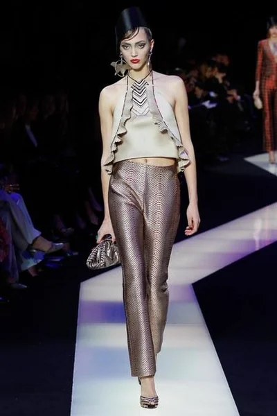 Look 11